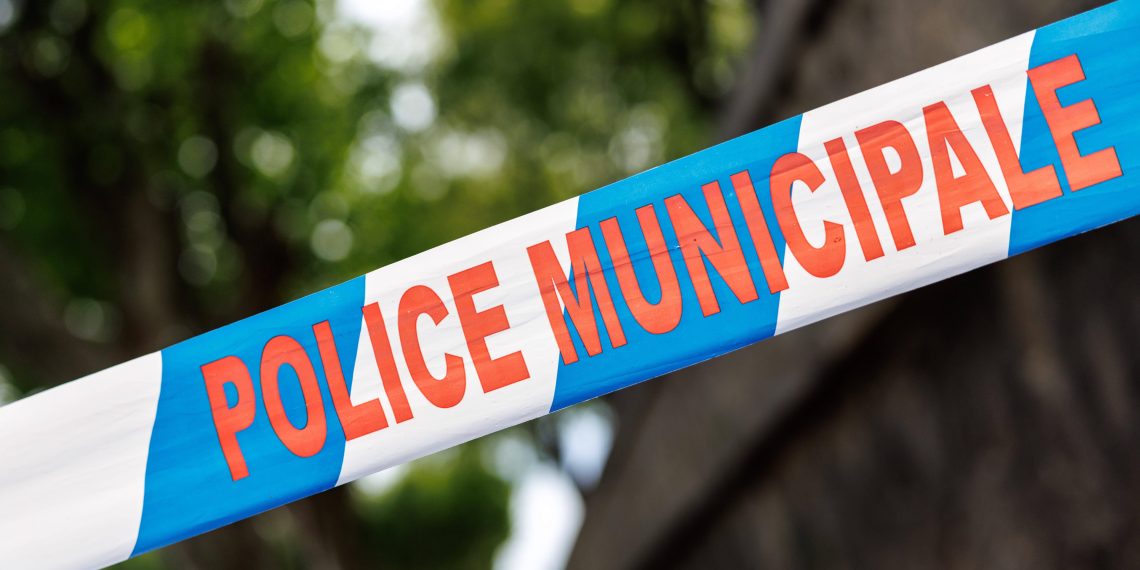 Yvelines : une femme armée d’un couteau de cuisine attaque une policière municipale