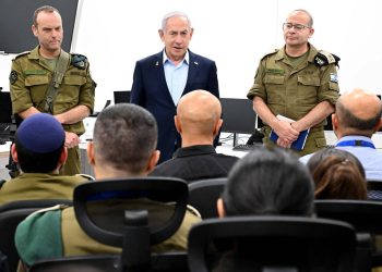 Israël : une coalition gouvernementale au bord du gouffre, un cessez-le-feu en suspens
