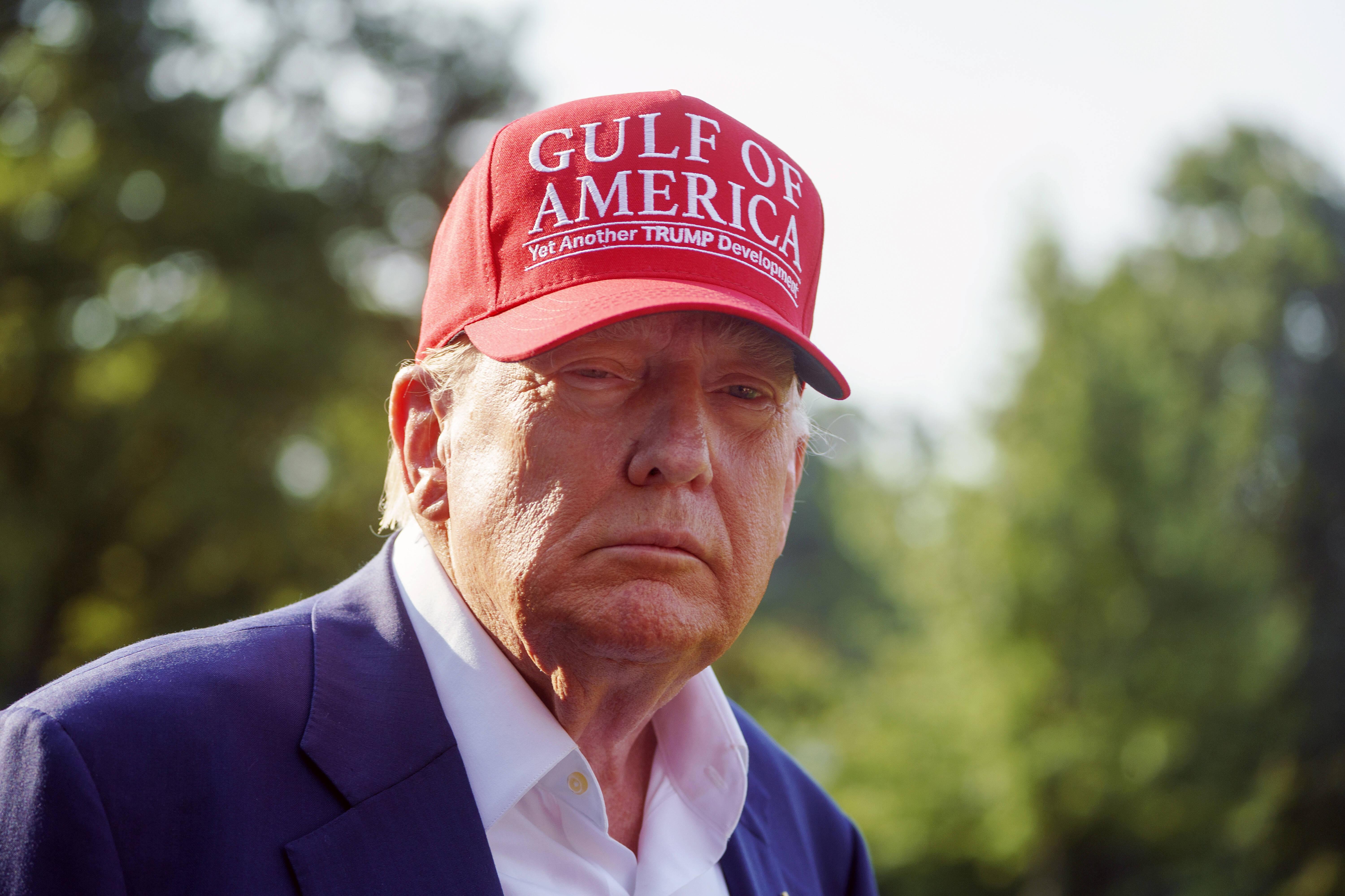 «Priorité aux intérêts américains» : Donald Trump suspend les livraisons de défense antiaérienne à l’Ukraine