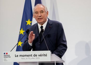 Budget : Bayrou promet des coupes… et augmente la dépense publique