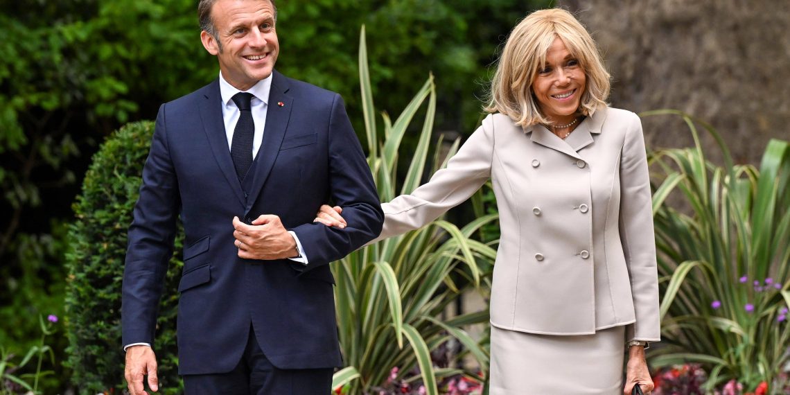 Rumeurs sur Brigitte Macron : le couple présidentiel porte plainte contre l’influenceuse américaine Candace Owens