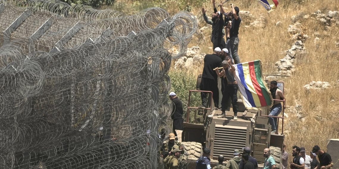 Syrie : Israël frappe Damas pour protéger les Druzes de Soueïda