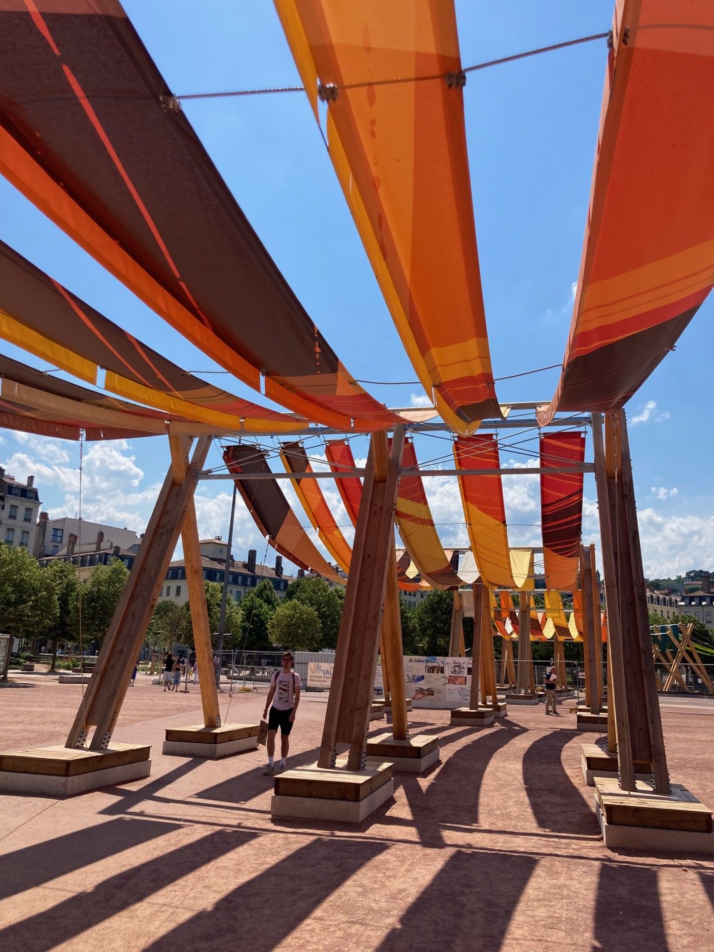 Canicule à Lyon : la promesse de fraîcheur des Écologistes tourne à la désillusion