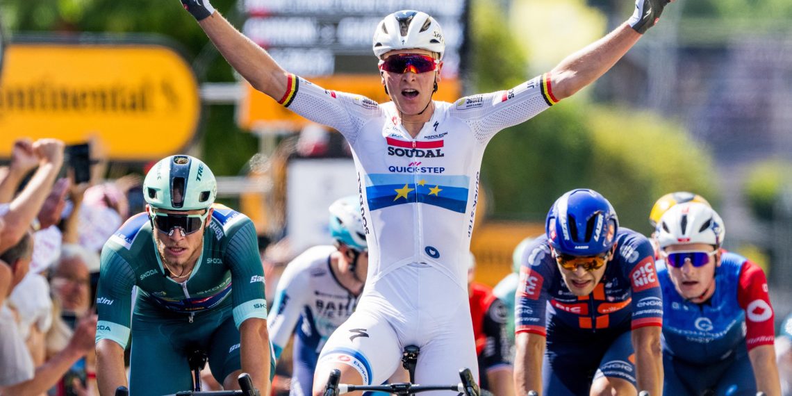 Tour de France : Merlier remporte la 9e étape, Van der Poel fait vibrer la foule