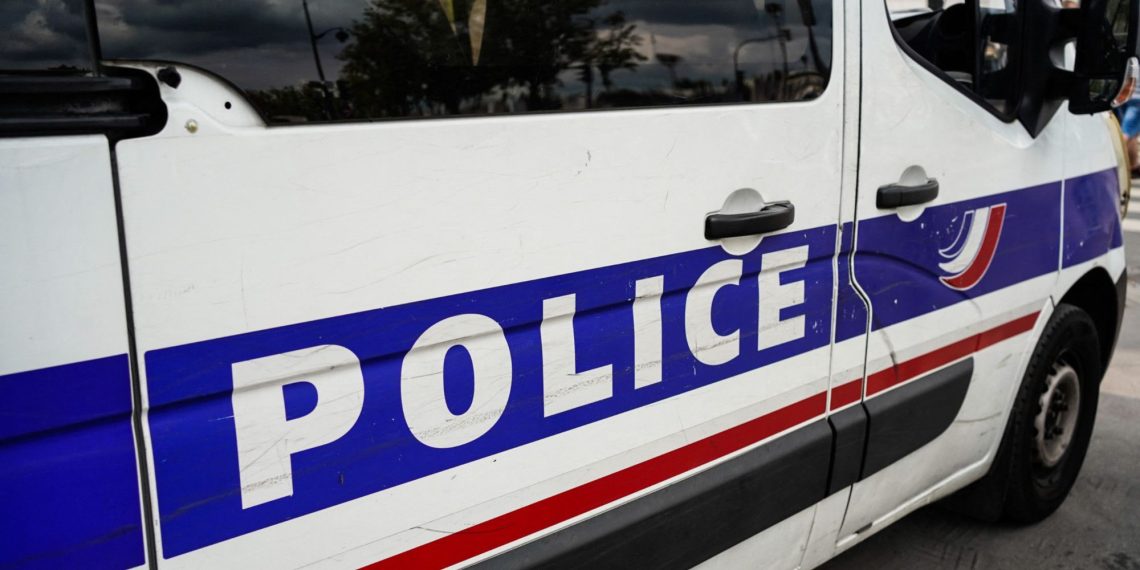 Un maire des Yvelines impose un couvre-feu nocturne pour les mineurs afin de «garantir la sécurité»