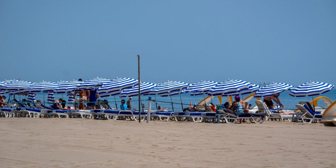 «Je n’ai jamais vu ça» : à Narbonne plage, les patrons désespérés face au manque de saisonniers