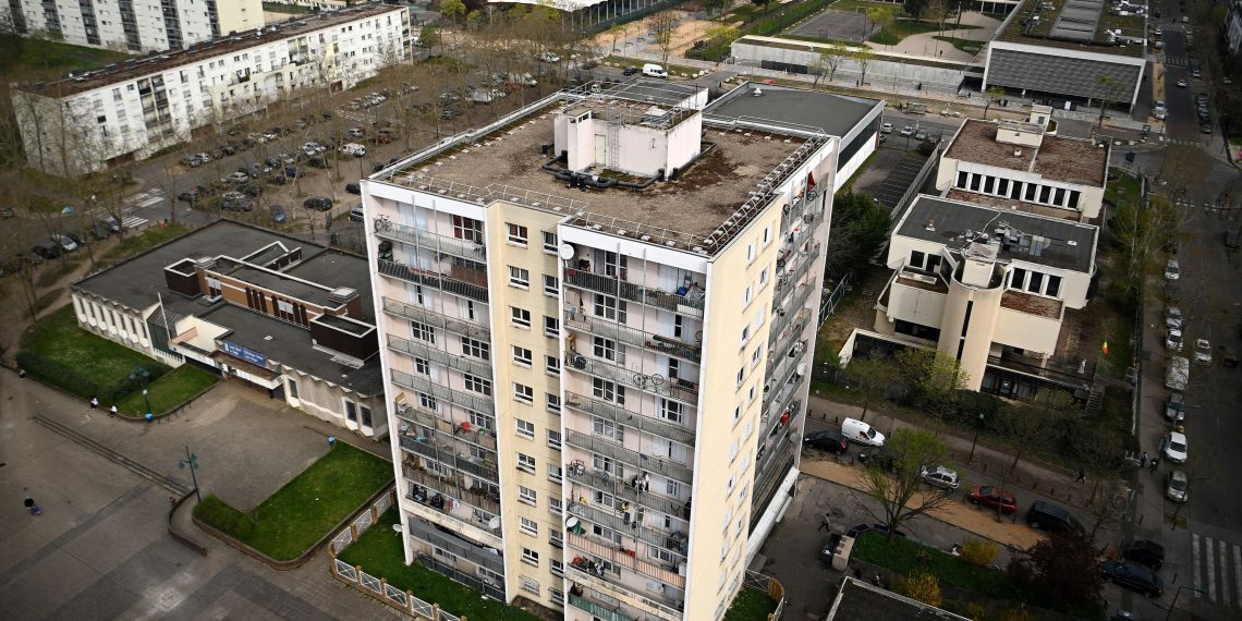 «Ça peut poser problème» : à Mantes-la-Jolie, les habitants vent debout contre le projet d’un centre pour mineurs sans-papiers