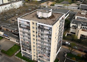 «Ça peut poser problème» : à Mantes-la-Jolie, les habitants vent debout contre le projet d’un centre pour mineurs sans-papiers