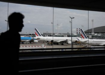 Vers une fin proche de la règle des 100 ml pour les liquides dans les aéroports européens ?