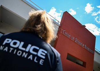 Immigration : le Conseil constitutionnel censure l’allongement de la rétention des étrangers jugés dangereux