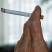 Sachets de nicotine : pourquoi la France veut interdire ce que les États-Unis promeuvent
