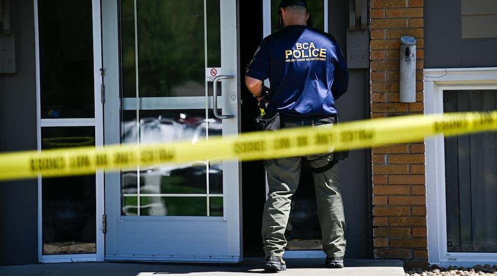 Transgenre, anti-Trump, antisioniste… Le profil troublant de l’auteur de la fusillade dans une école à Minneapolis