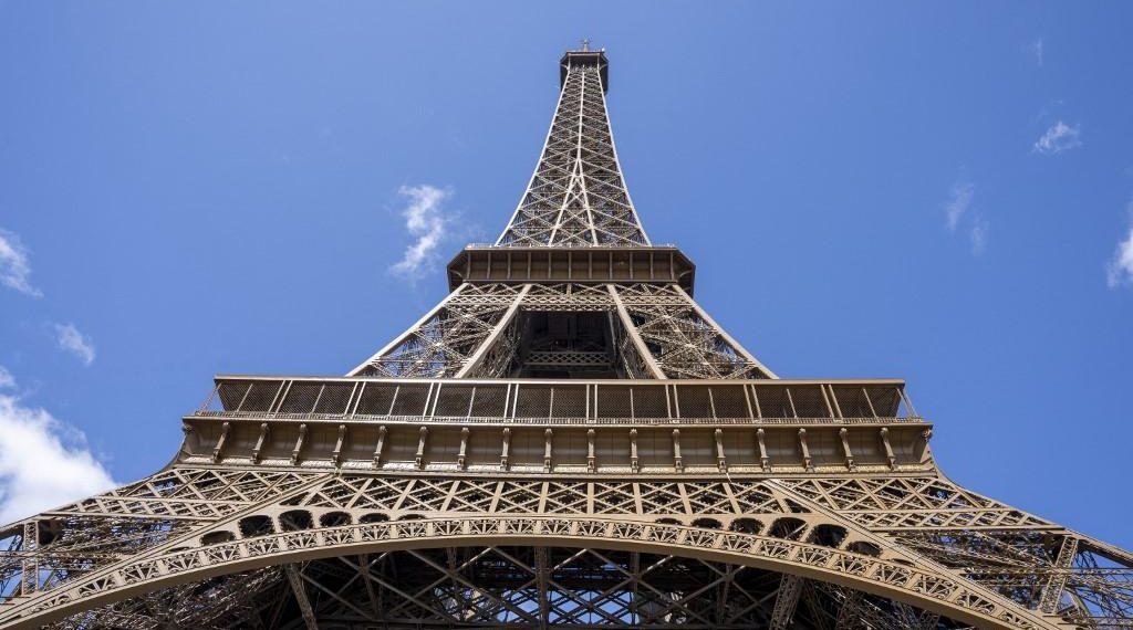 INFO JDD. Paris : trois individus interpellés après avoir escaladé la Tour Eiffel