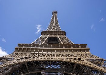 INFO JDD. Paris : trois individus interpellés après avoir escaladé la Tour Eiffel