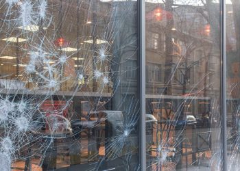 «Un événement qui va rester dans les mémoires» : habitants et commerçants sont consternés après les violences lors du festival d’Aurillac