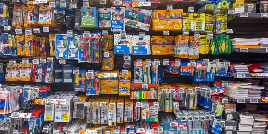 Rentrée : près de la moitié des fournitures scolaires contrôlées ne sont pas conformes