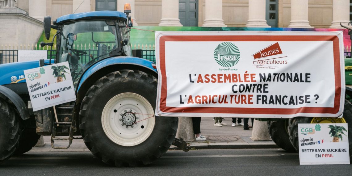 Agriculteurs en colère : de nouvelles mobilisations prévues cette semaine après la censure de la loi Duplomb
