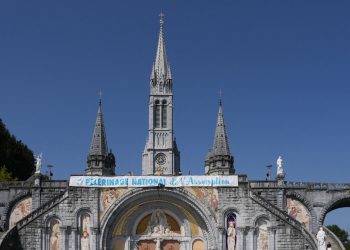 Assomption : à Lourdes, les pèlerins affluent pour les célébrations religieuses