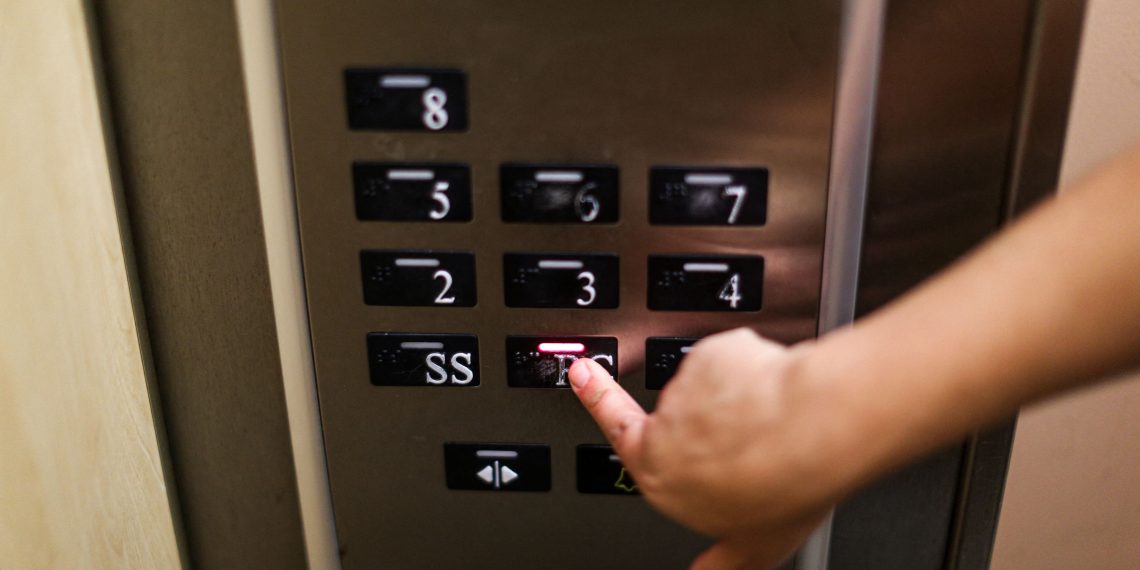 Pourquoi la fin prochaine de la 2G inquiète-t-elle la fédération des ascenseurs ?