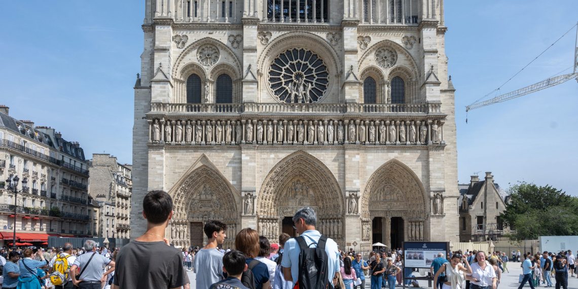 «Ça renforce ma foi» : huit mois après sa réouverture, le succès de Notre-Dame de Paris ne se dément pas