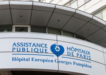 Paris : une jeune femme lardée de coups de couteau par son conjoint aux cris d’«Allah akbar»