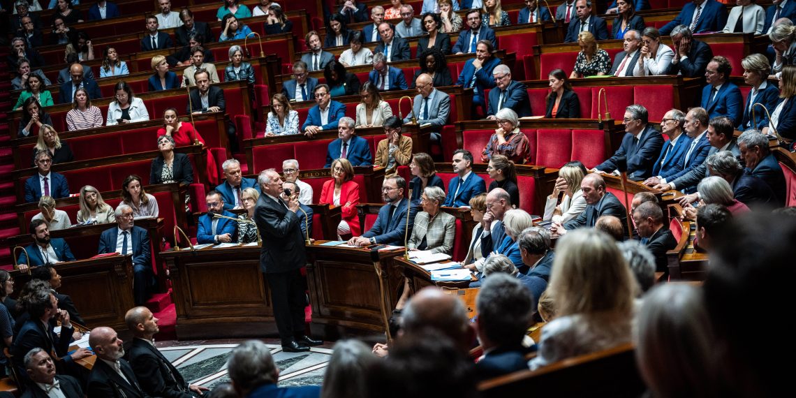 «Arc républicain» : quand le pouvoir implore ceux qu’il maudissait