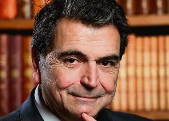 Pierre Lellouche : «Poutine est le grand gagnant du sommet en Alaska»