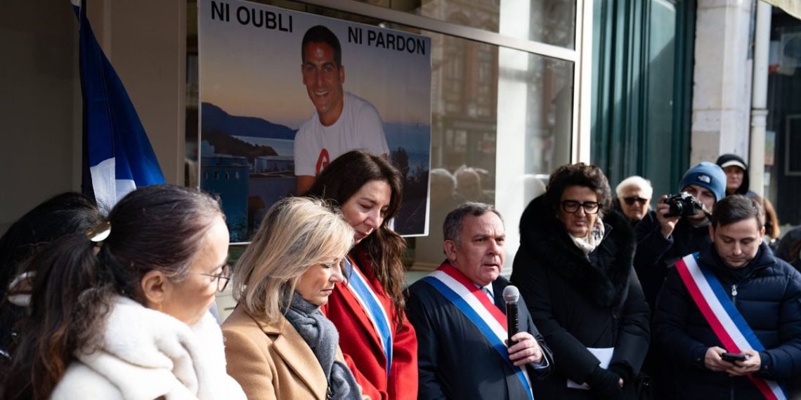 Antisémitisme : Un olivier rendant hommage à Ilan Halimi abattu à Epinay-sur-Seine