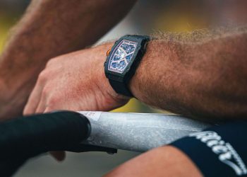 Saint-Tropez : Un membre du grand banditisme corse se fait voler sa montre de luxe et la récupère en 45 minutes