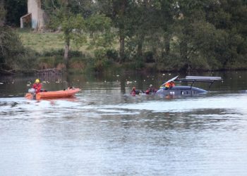 Finistère : L’hélicoptère qui s’est crashé a été sorti de l’eau… par un autre hélico