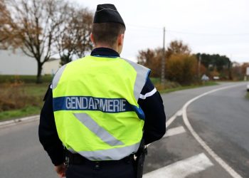 Pyrénées-Atlantiques : Un contrôle routier dégénère, un gendarme blessé, le chauffeur a pris la fuite à pieds
