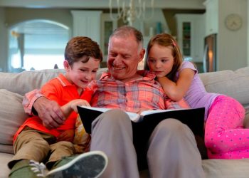 Vacances d’été : les grands-parents fidèles au poste !