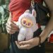 Cartes Pokémon, peluches Labubu… Le juteux business de l’adulescence