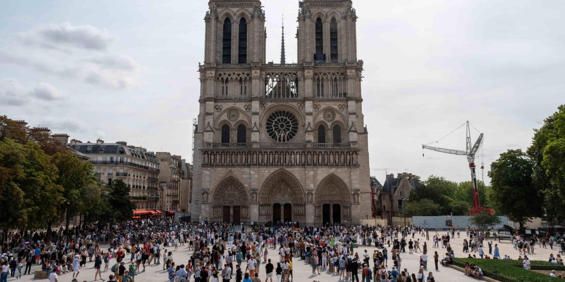 Affluence historique à Notre-Dame, décollage réussi pour Ariane 6 : les bonnes nouvelles de la semaine