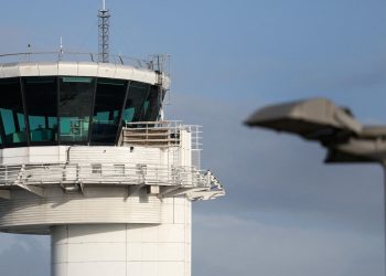 Un contrôleur aérien de Roissy-CDG suspendu pour avoir crié «Free Palestine» à un équipage de la compagnie israélienne El Al