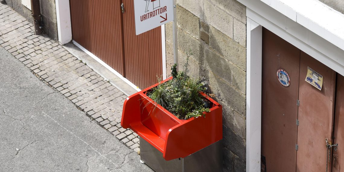 Nantes : la Métropole refuse d’installer de nouveaux «uritrottoirs» au nom de l’égalité homme-femme