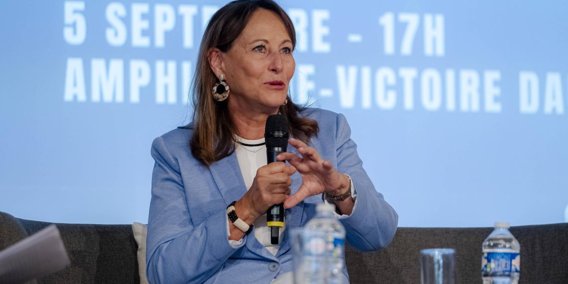 Incendies dans l’Aude : Ségolène Royal accuse le gouvernement de faire «diversion» grâce à l’Algérie
