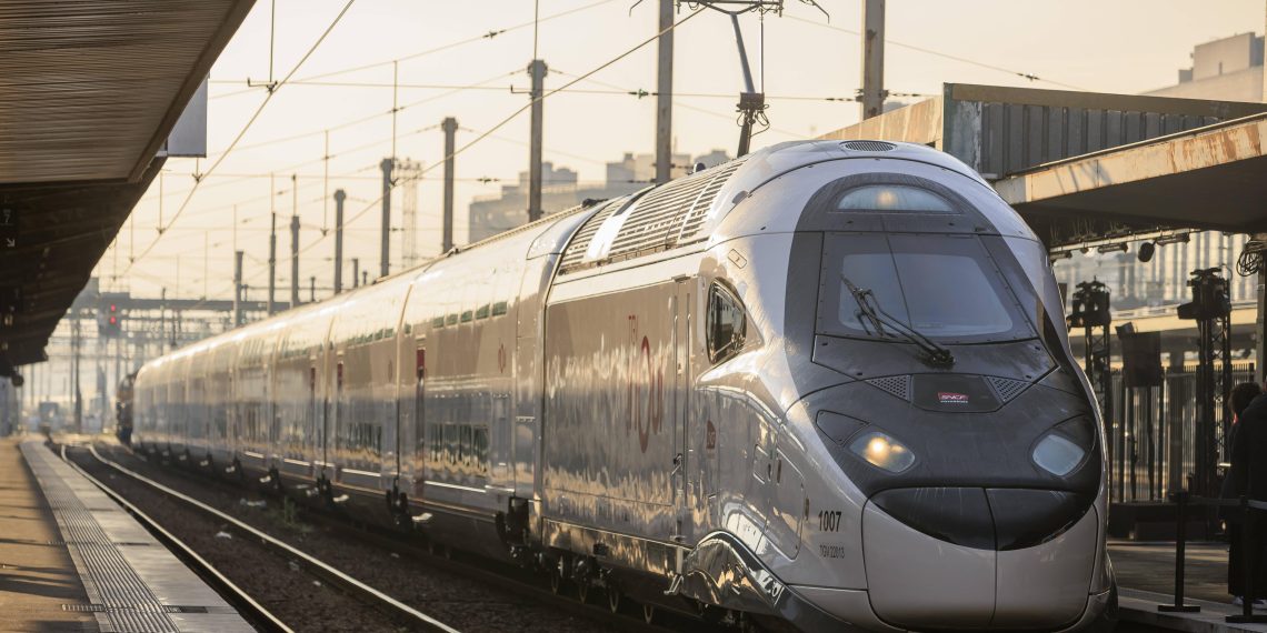 «Il risquait sa vie» : un contrôleur SNCF contraint un retraité handicapé à soulever sa valise pour montrer sa carte d’invalidité