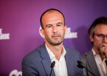 LFI veut réquisitionner un stock de contraceptifs féminins que l’administration Trump compte détruire en France