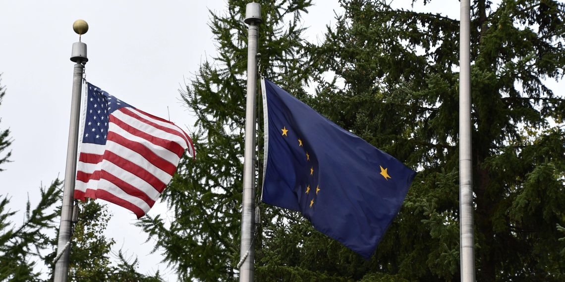 Censure de la parole en ligne, essor de l’antisémitisme… L’administration Trump épingle la «détérioration» des droits humains en Europe