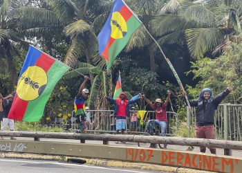 Nouvelle-Calédonie : les indépendantistes du FLNKS rejettent l’accord de Bougival