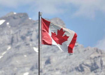 Canada : un homme de confession juive passé à tabac devant ses enfants à Montréal