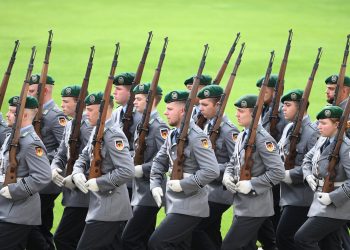 Allemagne : le gouvernement rétablit le service militaire volontaire pour renforcer la Bundeswehr