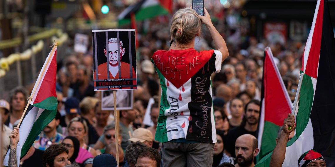 Royaume-Uni : plusieurs centaines de manifestants expriment leur soutien à un groupe terroriste propalestinien