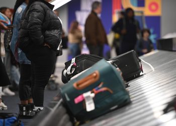 Pesée obligatoire, tarifs XXL… L’explosion de l’obésité bouscule les compagnies aériennes