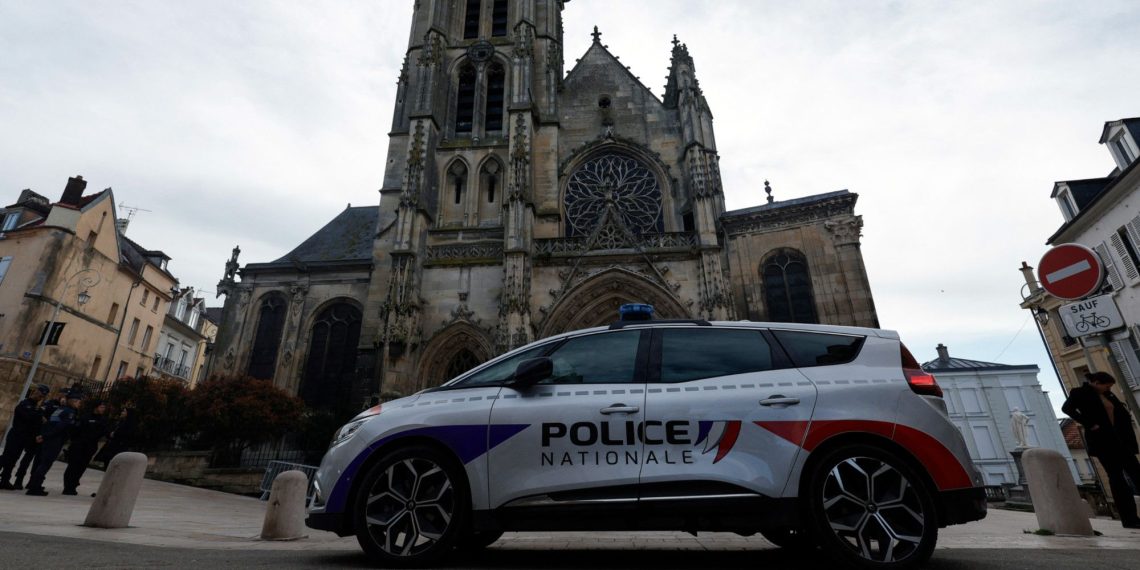 L’appel de 86 sénateurs pour protéger les chrétiens et les lieux de culte en France