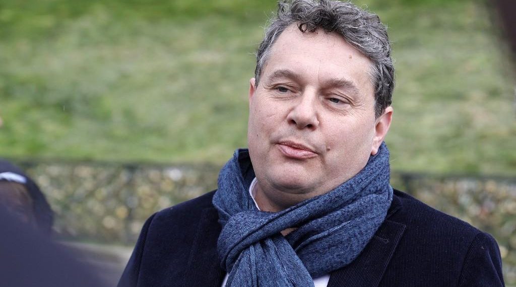 Coiffeur, pressing, pourboires… Les notes de frais du maire PS du 18e arrondissement font scandale