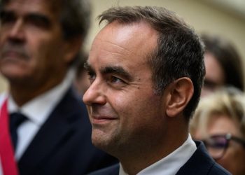 Suppression des jours fériés, privilèges des ministres : les premières annonces de Sébastien Lecornu