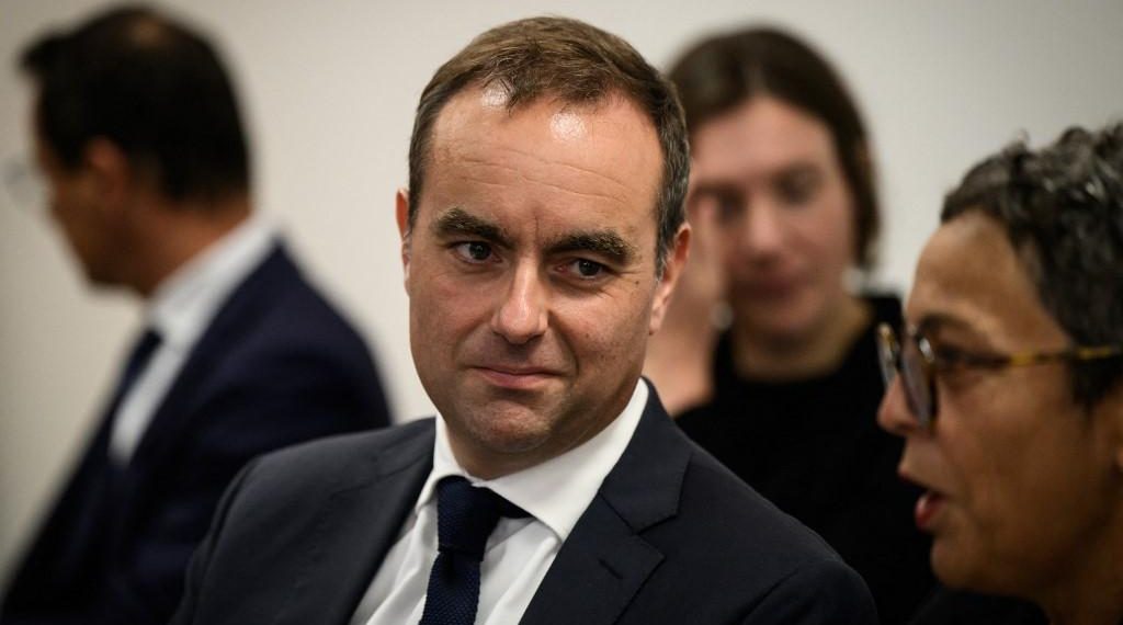 Budget : Sébastien Lecornu abandonne la suppression des deux jours fériés