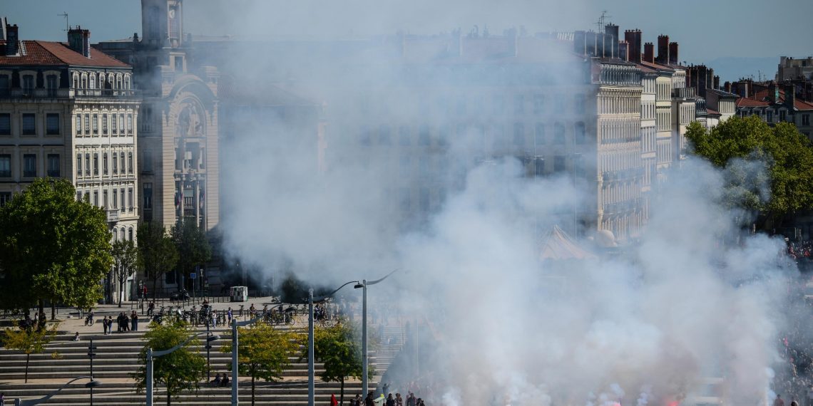 Violences lors de la mobilisation du 18 septembre : un policier et un journaliste blessés à Lyon
